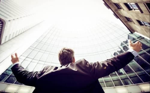 21 Tips To Becoming A Successful Businessperson, From MBAs
