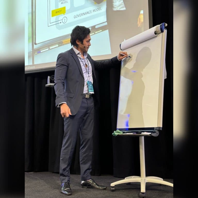 HOBA Tech CEO Heath Gascoigne-Key Note Presentation-Future of Business Conference-Stage-8